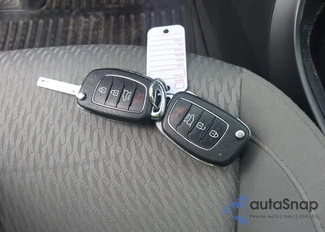 2018 Hyundai Santa Fe Sport 2.4L z USA, uszkodzony, nr VIN 5NMZTDLBXJH092741